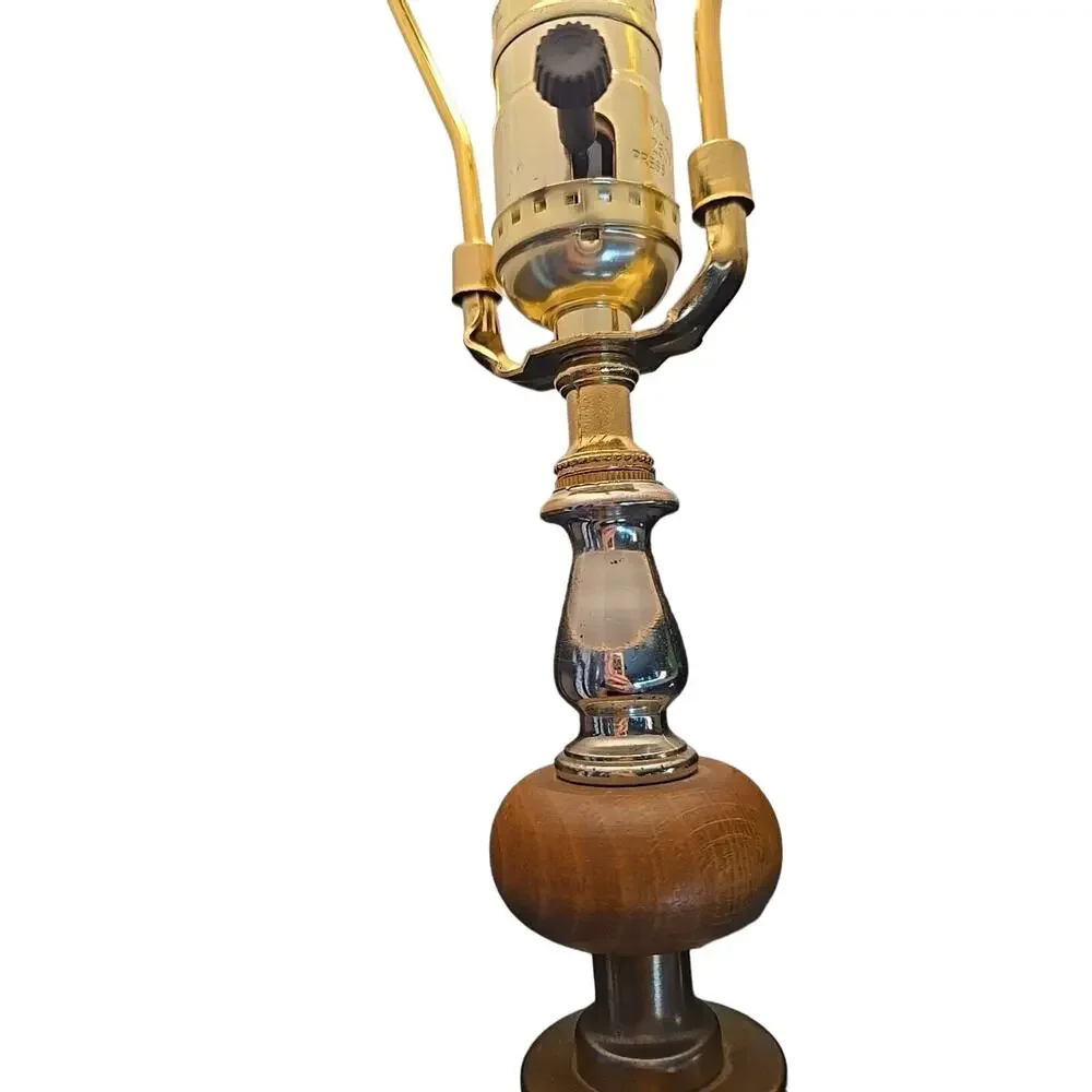 Vintage MCM‎ Wooden Classic Mid Century Elegant Desk Table Electric Lamp 28